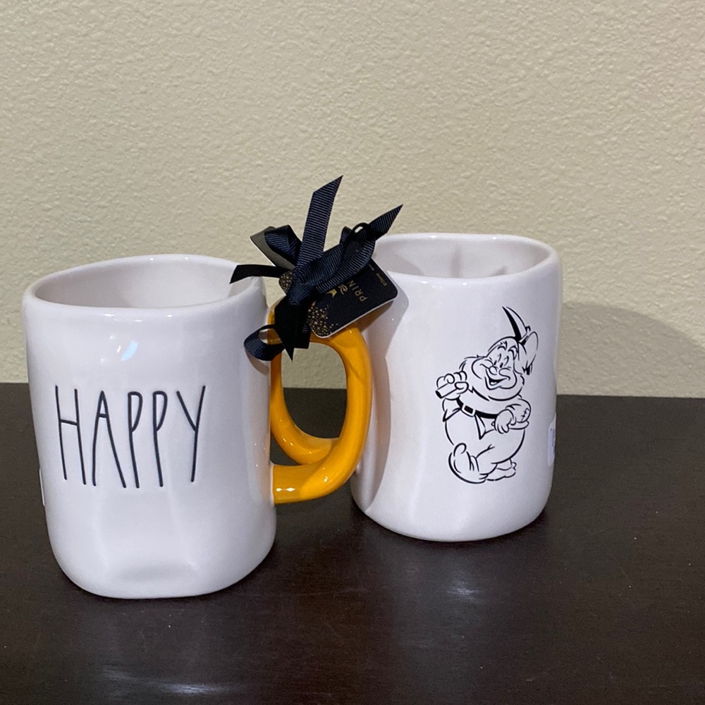 NWT Rae Dunn | Disney Happy Snow White themed ceramic mug